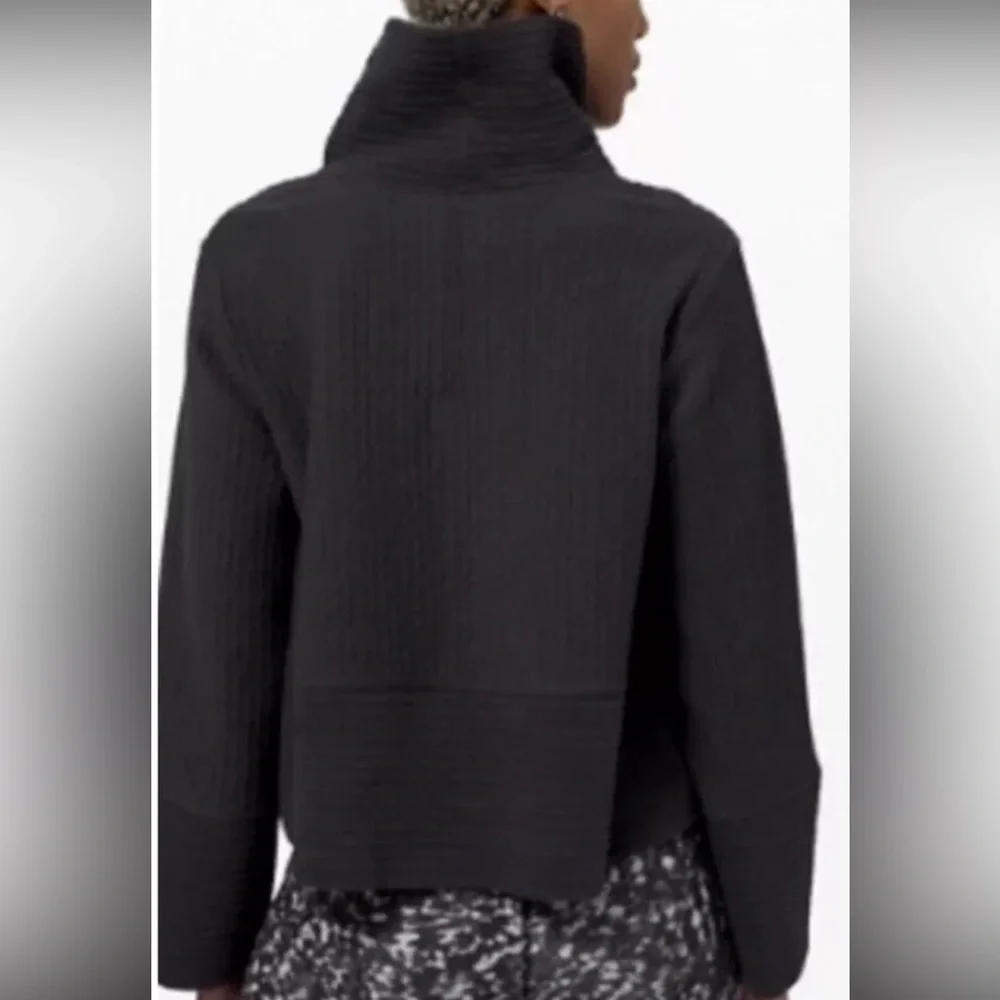 Lululemon Retreat Yourself Pullover! - Picture 2 of 6